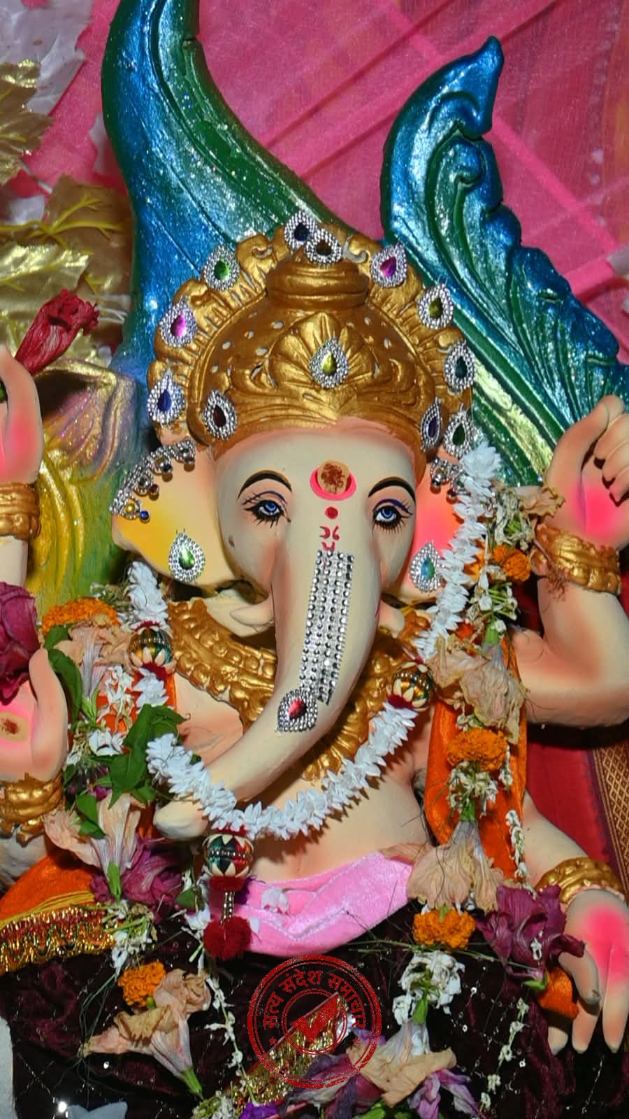 झारखंड के कोलेबिरा में गणेशोत्सव की धूम बरसलोया में नन्हे बच्चों ने सांस्कृतिक मंच पर बिखेरा सुर और ताल का जादू विजेताओं को मिले स्टडी टेबल और स्कूल बैग