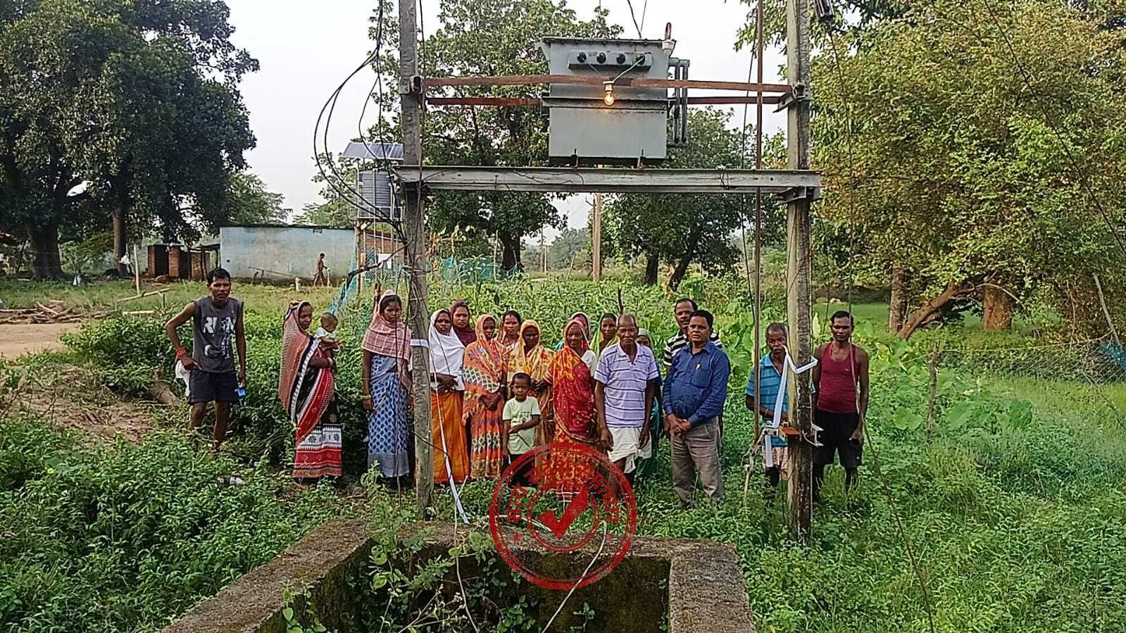आवगा बूढ़ा पहाड़ में 10 केवी की जगह लगा 25 केवी का नया ट्रांसफार्मर, ग्रामीणों में खुशी