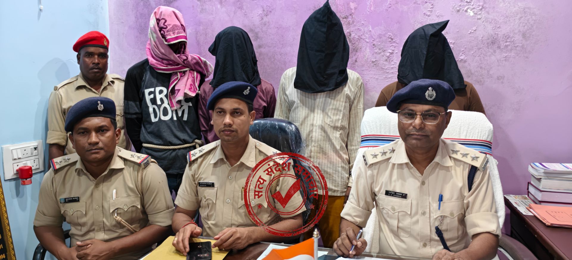 एम्बुलेंस से 82.98 किलो गांजा बरामद, चार अंतरराज्यीय तस्कर गिरफ्तार