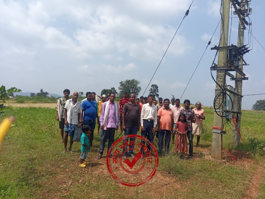 एक माह से अंधेरे में डूबे चिरोटांर गांव में लगा नया ट्रांसफार्मर, ग्रामीणों को मिली राहत
