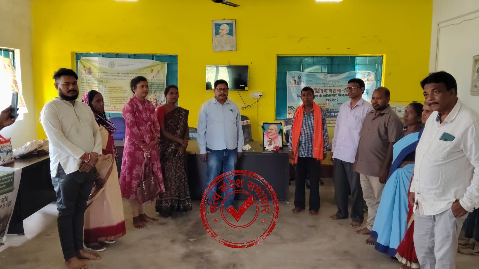 गांधी जयंती पर खिंडा पंचायत में ग्राम सभा, गांव के विकास और ग्रामीणों के अधिकारों पर हुई चर्चा